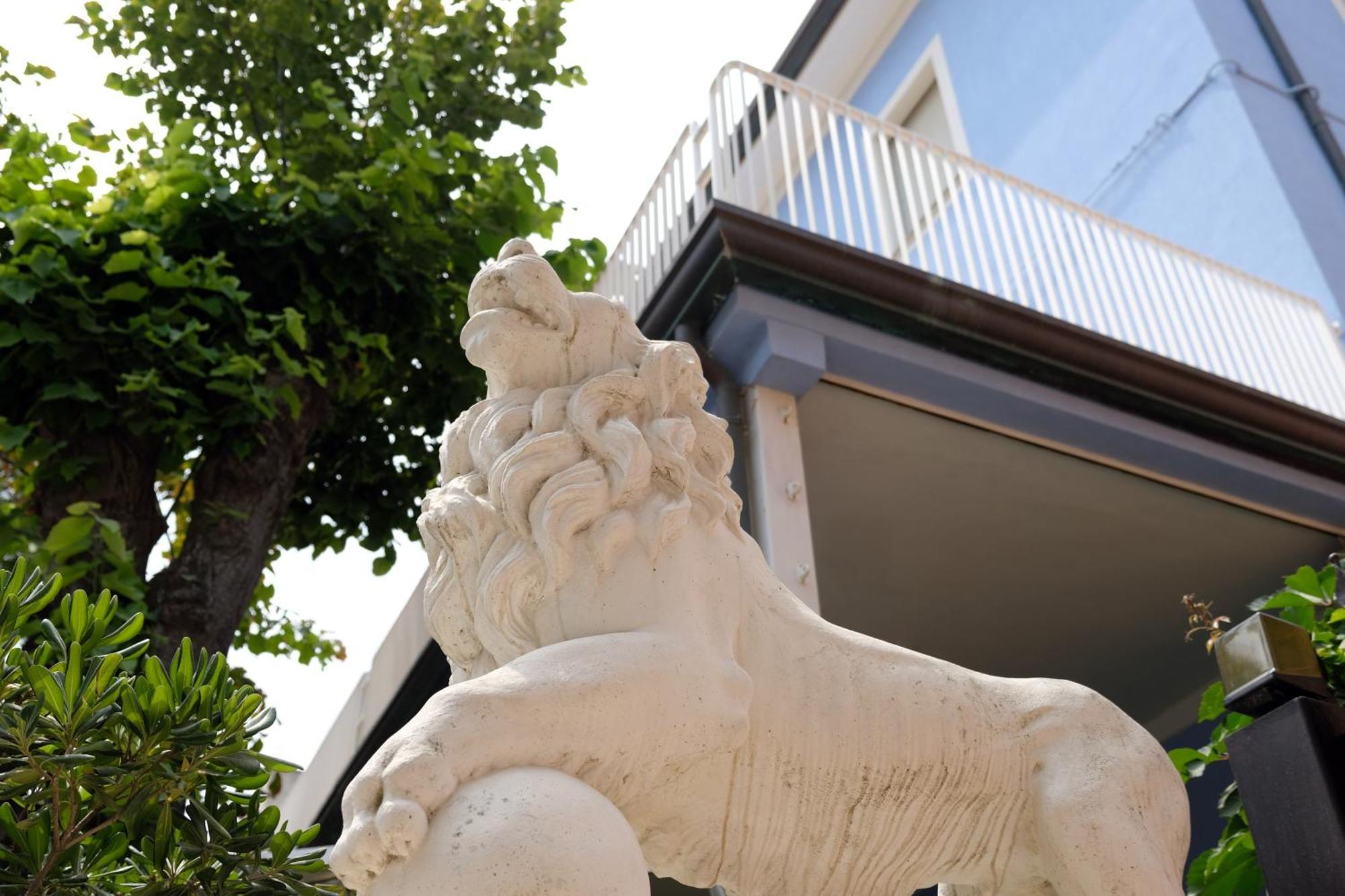 Hotel Canasta リミニ エクステリア 写真